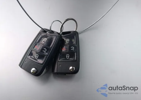 2019 Volkswagen Jetta 1.4T R-Line/1.4T S/1.4T Se z USA, uszkodzony, nr VIN 3VWC57BU0KM093137